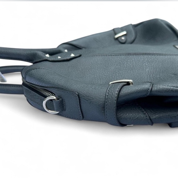 Steve Madden Dome Black Hand and Crossbody Bag - Picture 5 of 12